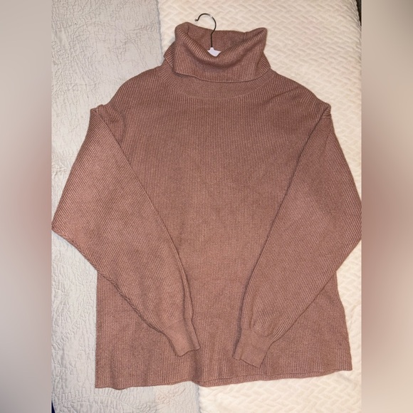 Free People Softly Structured Turtleneck Tunic Sweater | XS - Picture 2 of 5